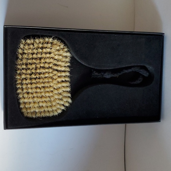 New Black Touch Dry Body Brush - Picture 4 of 8